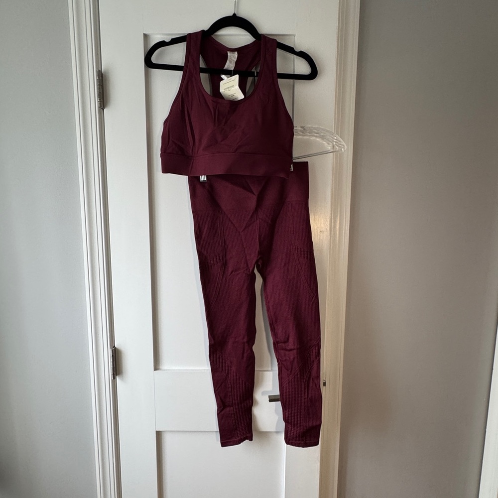 NWT Fabletics Burgundy Matching Athletic Set